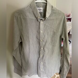 Men’s Goodfellow Dress Shirt Size Medium